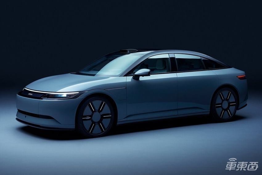 CES汽车秀熄火！中国飞行汽车、9K车机屏踢馆，欧美日车企都很低调