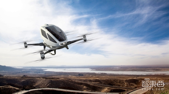 亿航CES展示电动载人飞行器 称可自动驾驶能飞23分钟