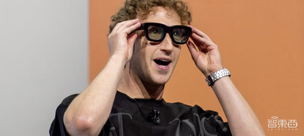 苹果AR眼镜战略被搁置,库克仍坚信AR比VR有潜力,Vision Pro只是过渡设备