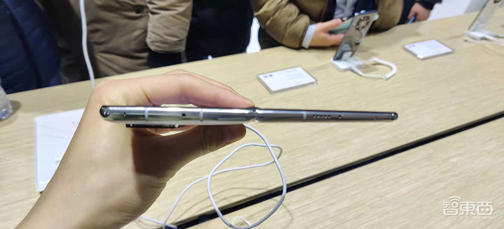 MWC上海展最吸睛干货：鸿蒙OS玩转家电，隔空充电再秀，5G关键10年来了！