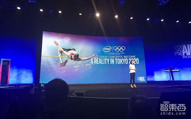 英特尔AI大会现场：秀AI作曲神技！推新版AI芯片