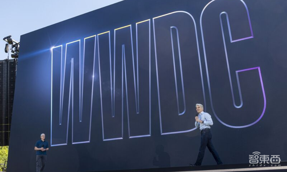 苹果为首款MR头显搭建体验区,与9年前Apple Watch问世同等待遇