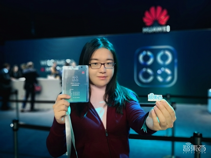 地表最强安卓机!华为四款Mate20齐发,集齐柔性屏结构光等8大黑科技,独创超广角三摄