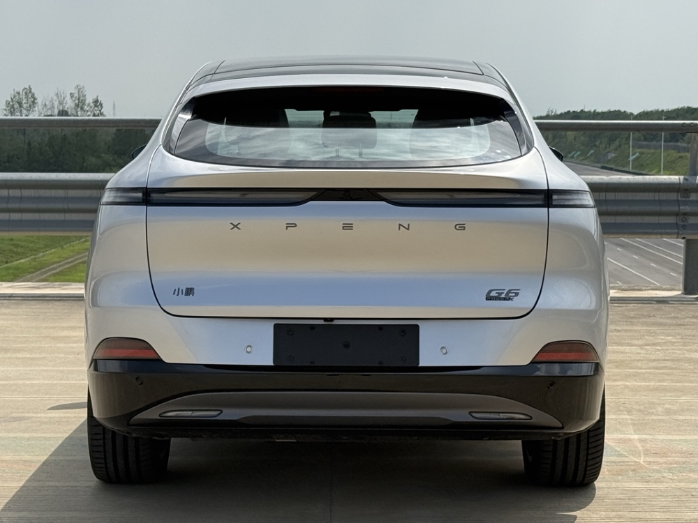 小鹏增程新车下饺子，吉利申报甲醇插混车！10月工信部车展8大新车解读