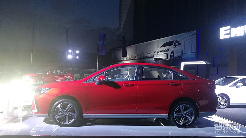 开启整车人工智能时代 北汽新能源EU5华北区上市