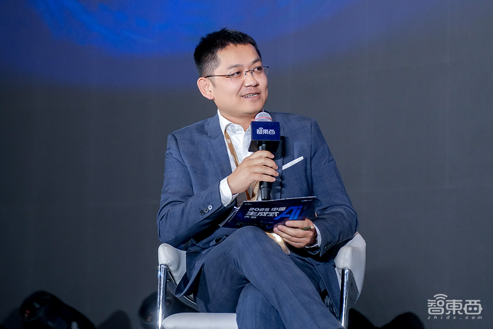 萬字回顧中國生成式AI大會！50+大咖演講精華干貨爆棚，來沒來都值得收藏