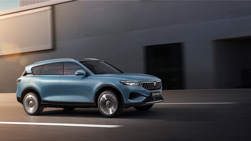 岚图增程SUV预售31.3万起 CEO还提前揭秘了第二款车