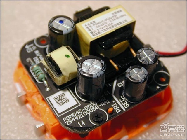 暴力拆解小米小盒子:可装APP 内容更依赖网络