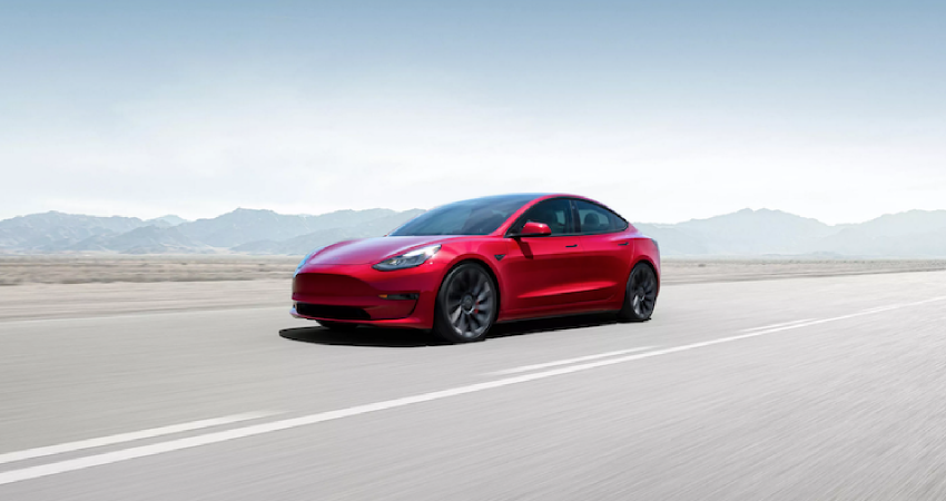 美版特斯拉Model 3入门车型更名,配备磷酸铁锂电池,明年6月交付