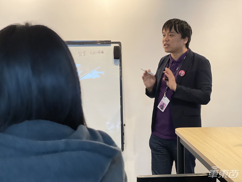 他们,在贵阳给阿里“造车”