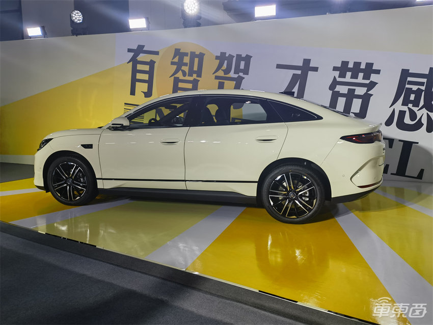 11.98万起!比亚迪秦L EV开卖,标配天神之眼C高阶智驾