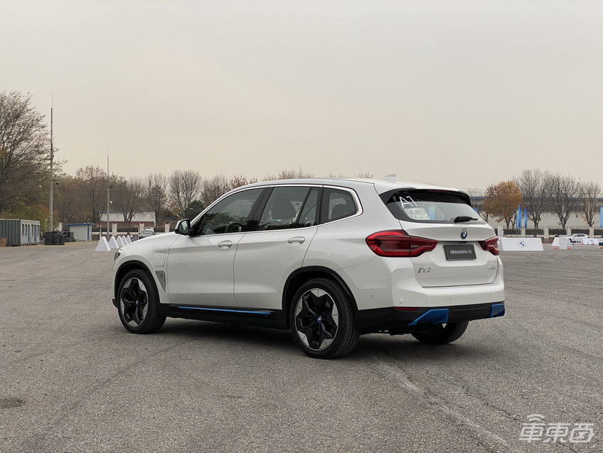 抢先试驾宝马纯电SUV iX3：iPhone就是车钥匙，带阿里腾讯上车