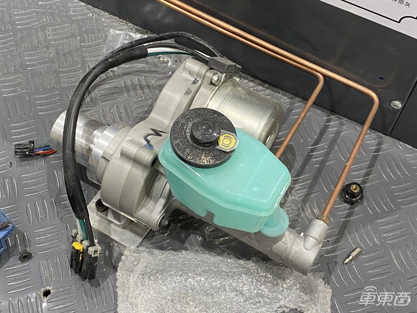 他们,在贵阳给阿里“造车”