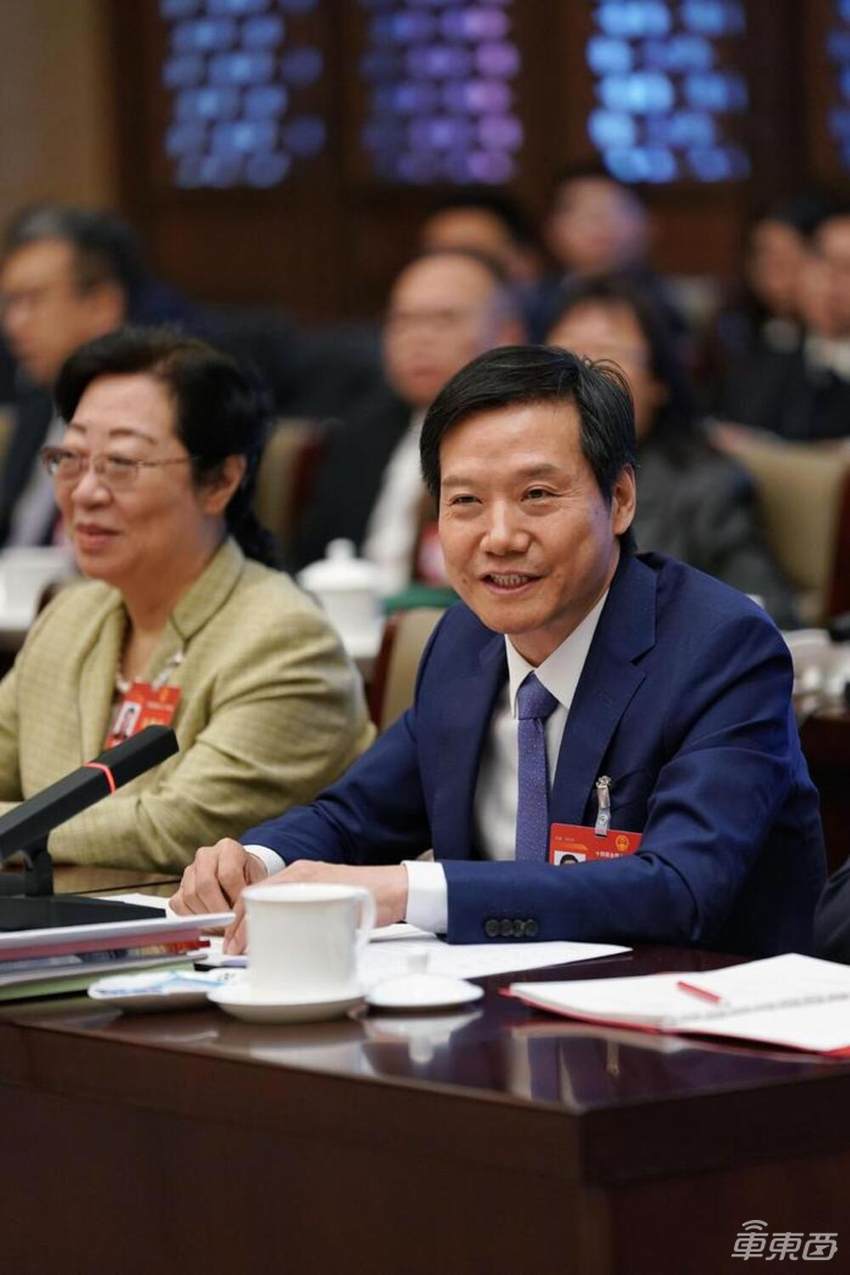 小米汽车进入倒计时,雷军两会表决心!已开启内部试驾,门店装修接近尾声