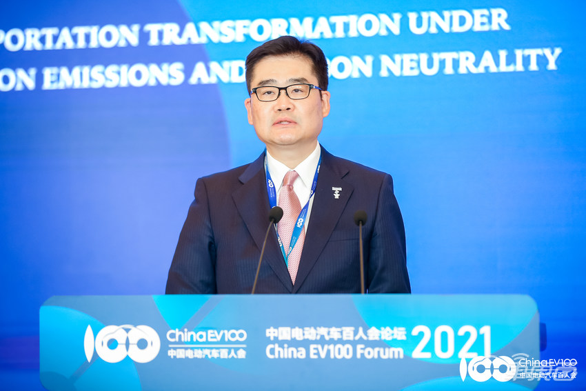 百人会国际论坛:宝马今年要卖10万辆电动车 松下已开始验证4680大电芯