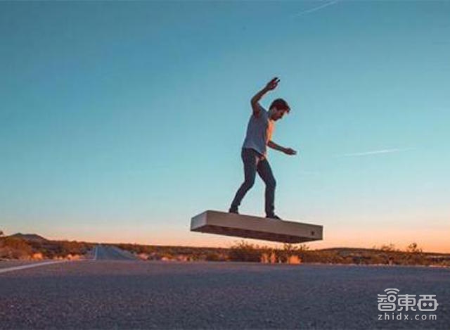 智东西晚报:苹果iCloud艳照门惊人真相 特斯拉汽车项目或落户苏州