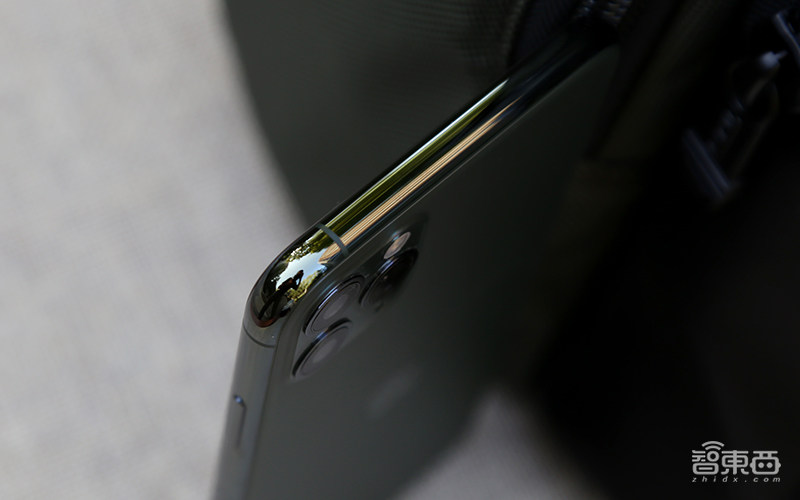 iPhone 11使用十天心得!告诉你苹果口碑逆袭的真相