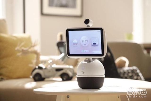 要做家庭平板的颠覆者 小鱼在家联合百度推新代机器人