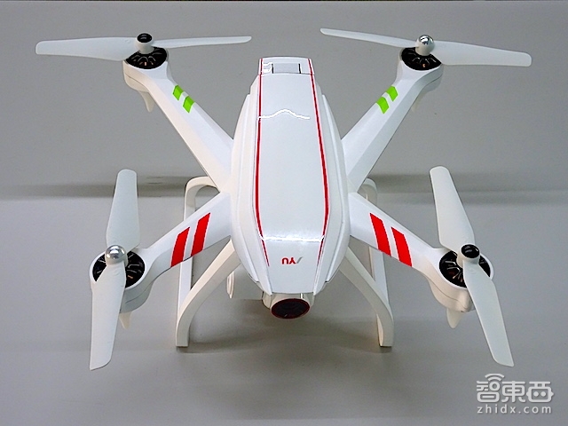 硬创先锋陈思达:玩了30年航模后开造千元无人机