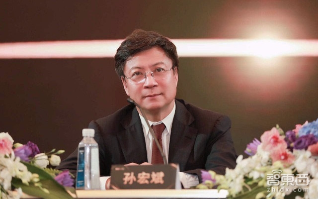 靴子落地!山西地产大鳄150亿注资乐视,贾跃亭可以过个好年了