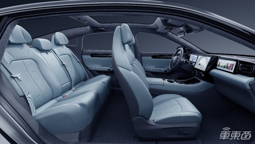 零跑C01亮相！最高续航超700公里，首搭CTC技术