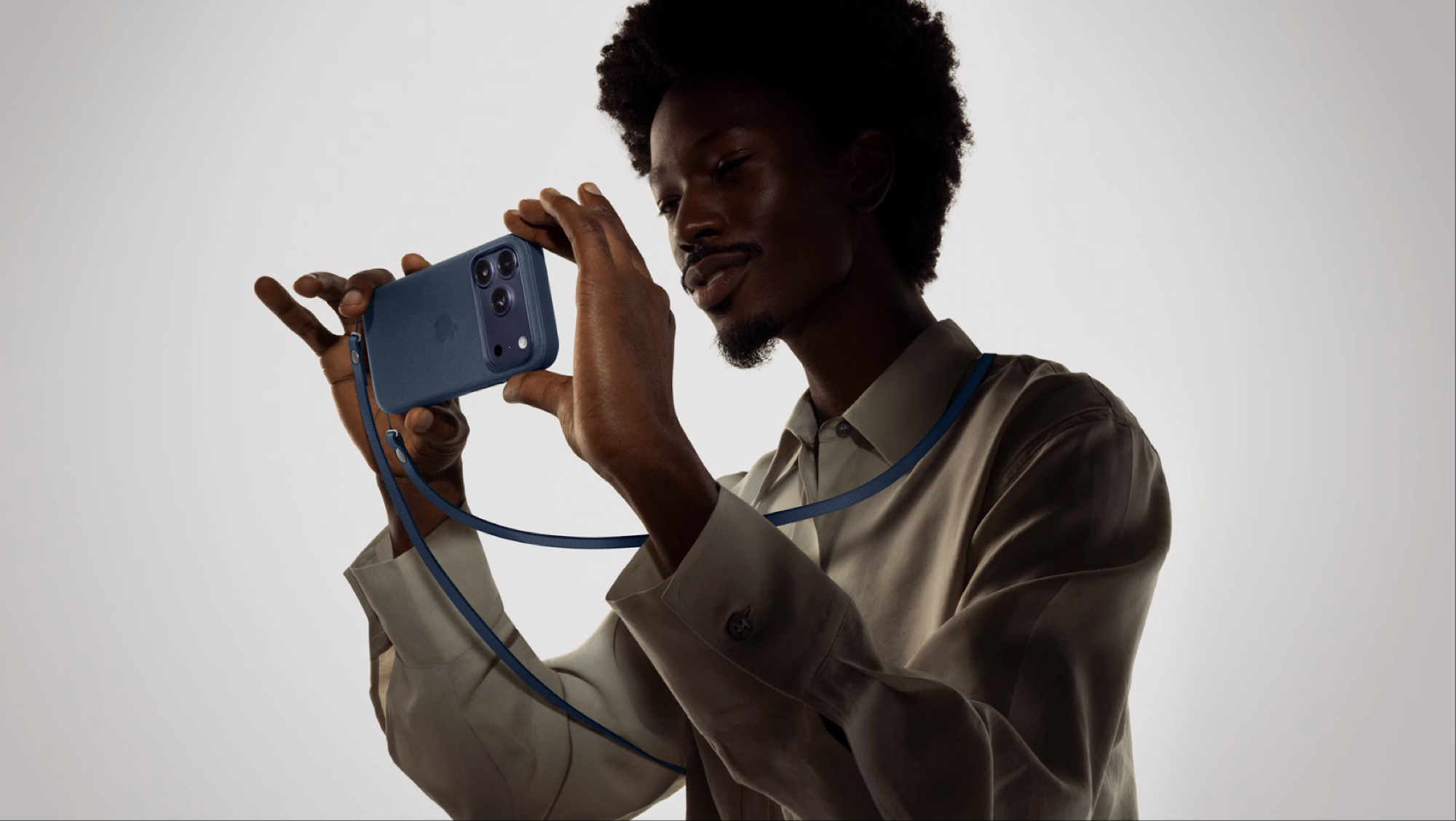 苹果iPhone 17直捅安卓老巢，库克终于大方了一把