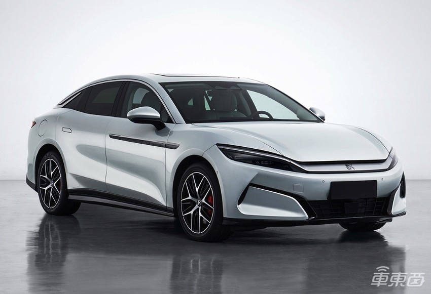 八大新车炸裂登场！问界M8、千匹马力比亚迪汉、焕新Model Y…一文看尽细节