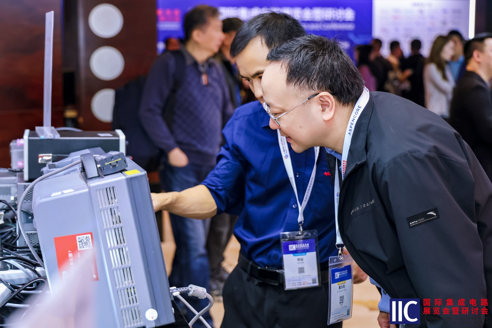 携手同“芯”,智引未来 | 国际集成电路展览会暨研讨会(IIC Shenzhen 2025)盛大开幕