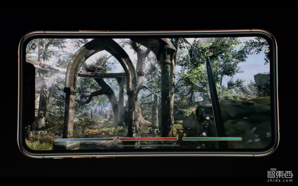 iPhone XS创八项纪录发布！最贵、最大、最强AI芯片，双卡特供中国【体验视频】