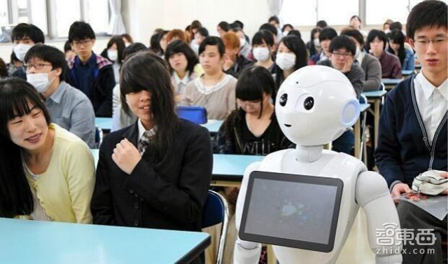 智东西晚报:华为VR眼镜发布 Pepper被取录为高中生