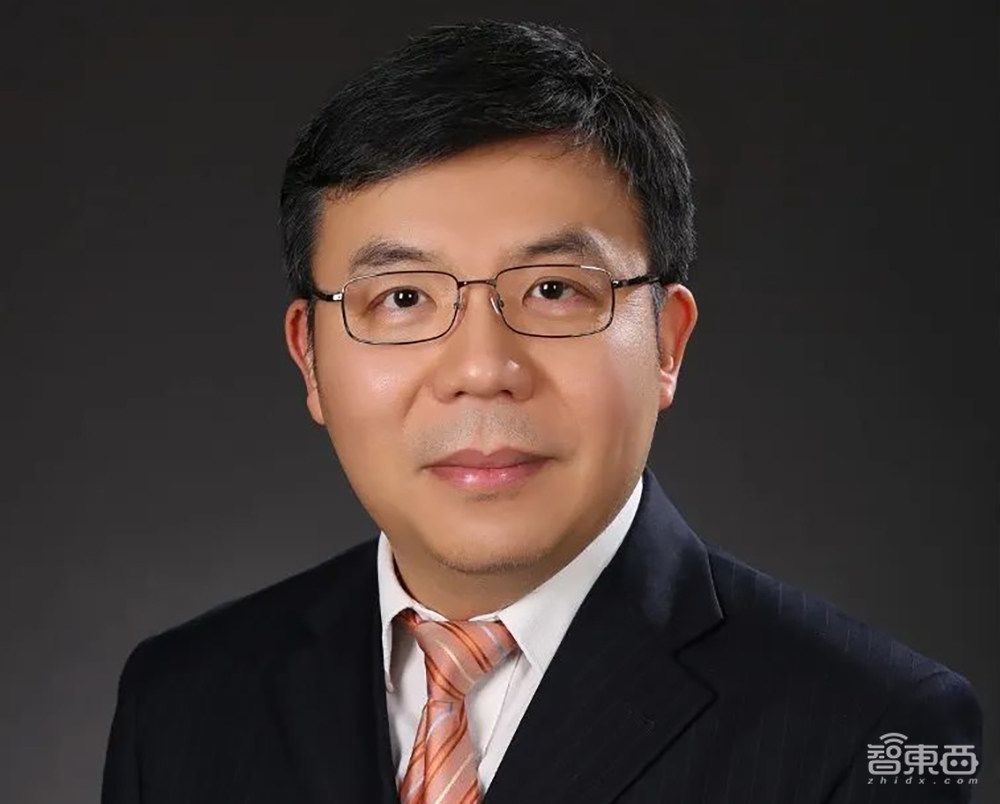 揭秘AI芯片创新风向！清华北大中科院专家同台论道，如何突破性能瓶颈？