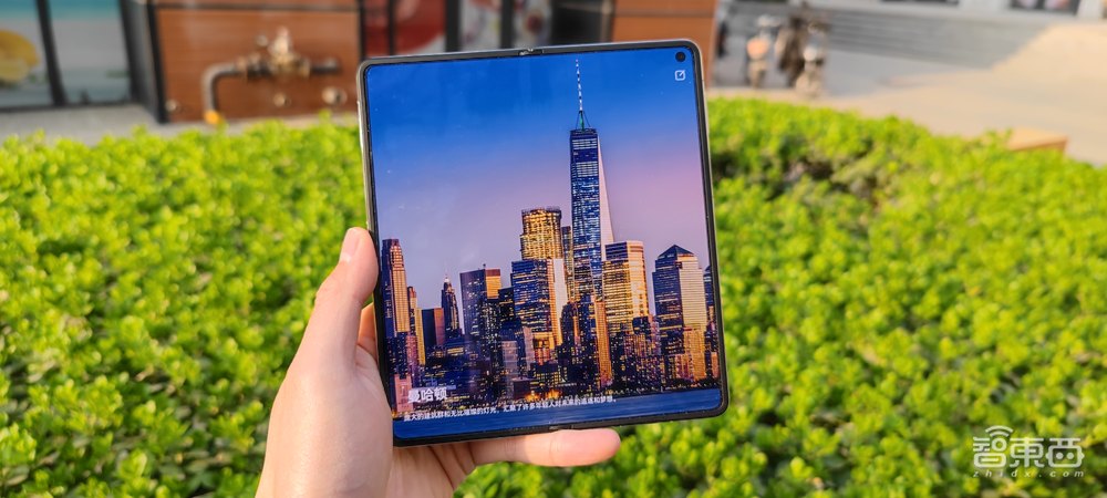 华为Mate X3折叠屏深度体验:厚重成为过去式,大屏软硬件体验再上新台阶
