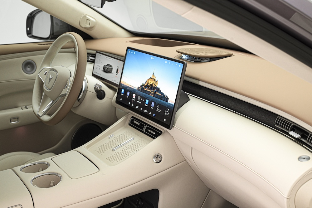 年底买车不纠结!25万级满配华系SUV,开走即血赚