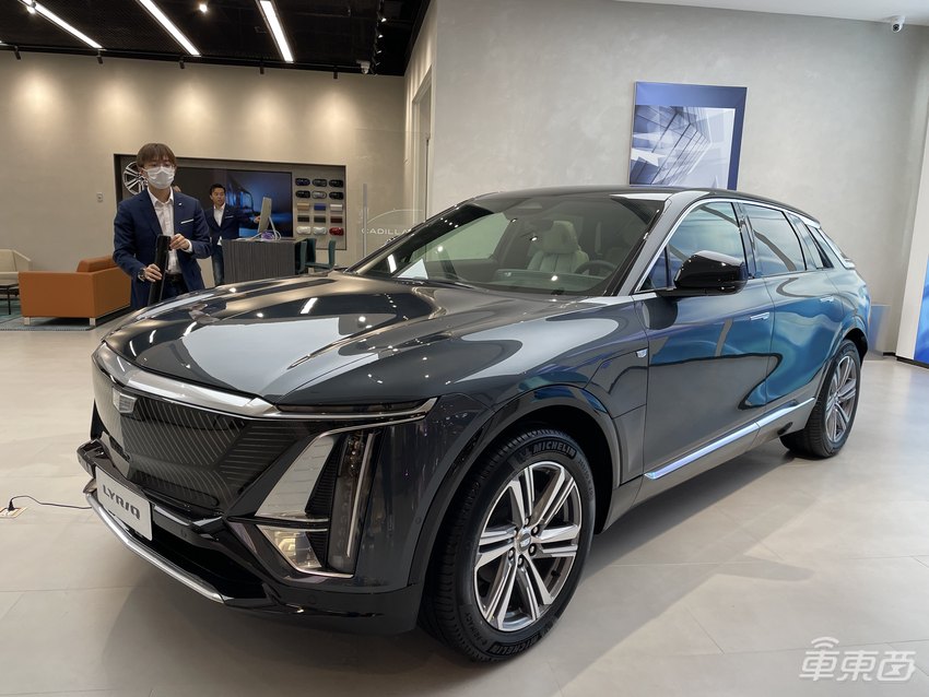 凯迪拉克纯电第一炮，43万的LYRIQ能打响吗？