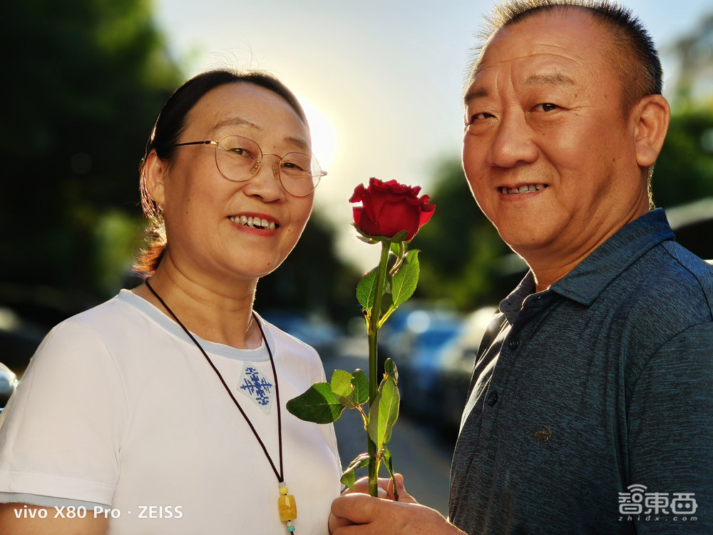 联合实验室首次揭秘!“让普通人拍大片”这事,vivo一做就是十年