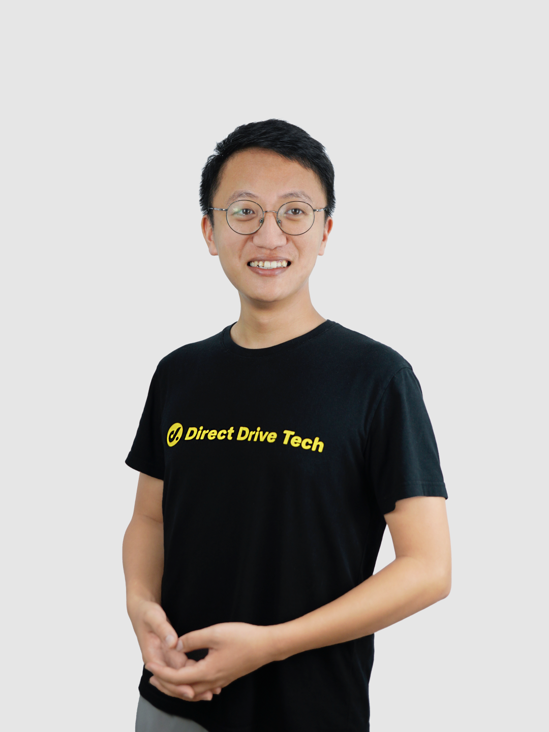 今天,全球直驱第一股,登陆港交所