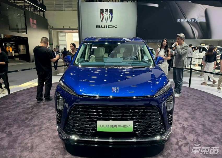 车模失业老板当网红,北京车展成小米车展!除了热梗还有这五大行业真相