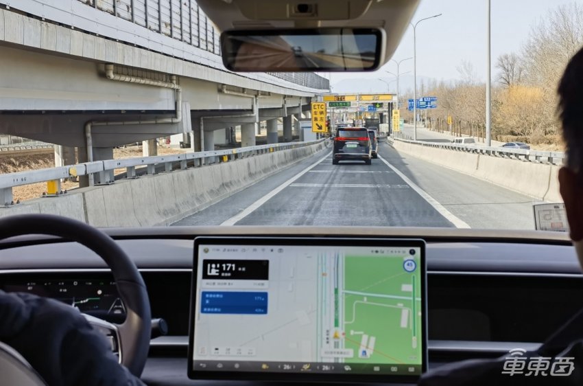 试乘2024款腾势D9：“冰箱沙发”再次升级，竞争力更强了