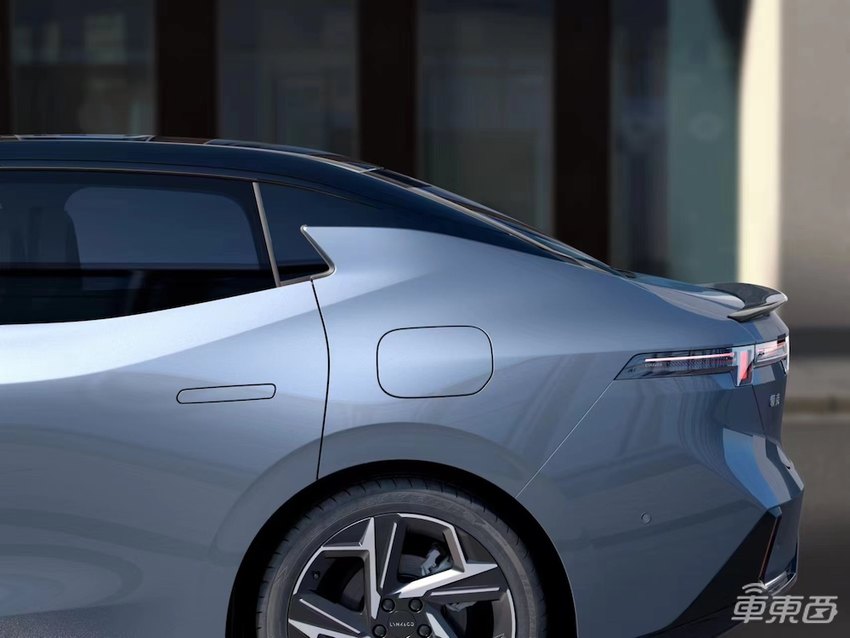 领克07 EM-P发布,采用Flyme Auto车机,综合续航超1000公里