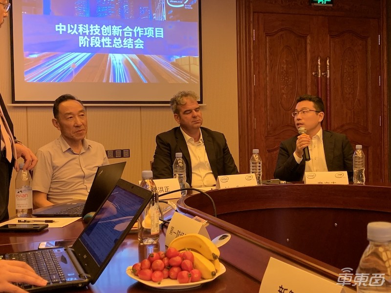 让20辆中国公交半年零事故！Mobileye全球VP揭秘后装秘籍