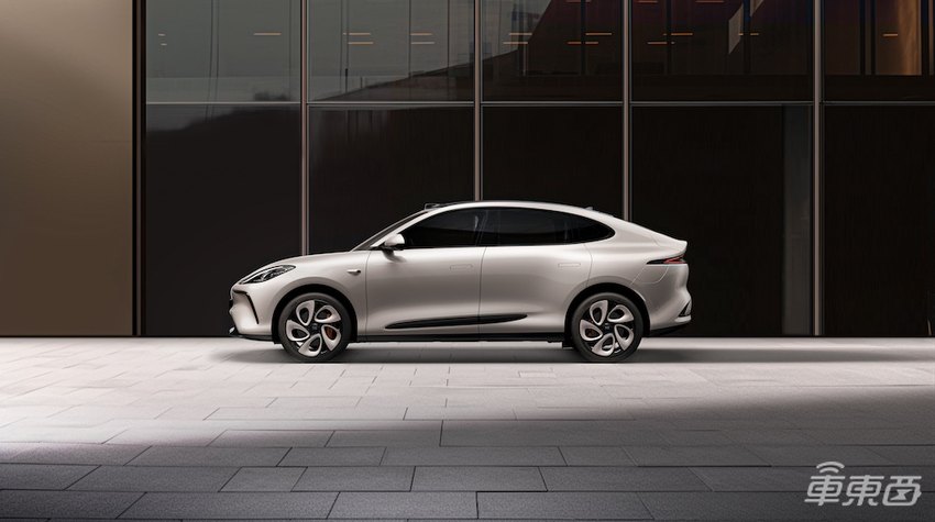 史上最强6系智己LS6！标配激光雷达和NOA、智能补盲、GPT上车成20万级标杆