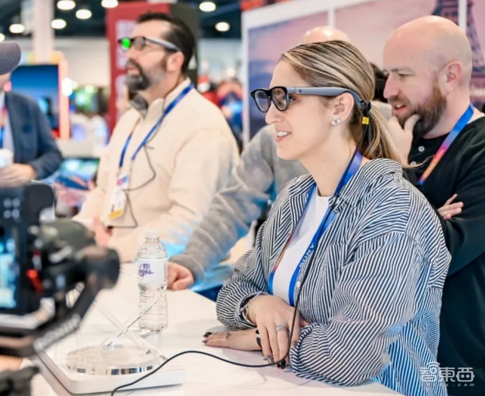 AI眼镜在CES井喷!中国厂商霸场,2个方向4大技术最火