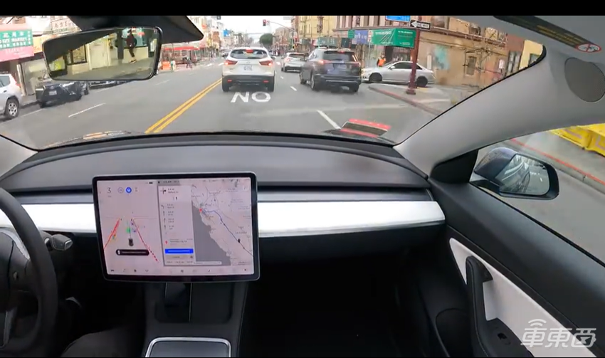 车主展示特斯拉自动驾驶能力:从家自动驶向服务中心,全程零干预