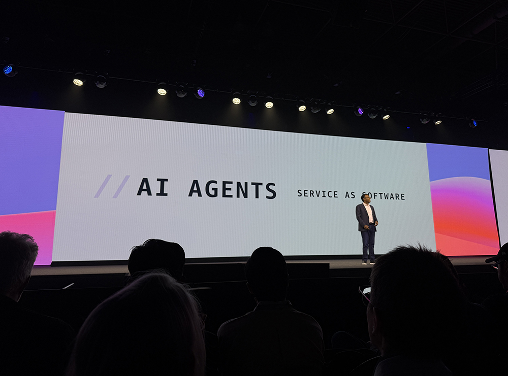 刚刚,亚马逊推Agent全家桶!5招连发,狂堆猛料,吹响AI集结号