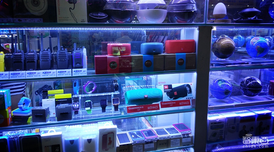 手机厂商提刀杀来！智能音箱进入下半场