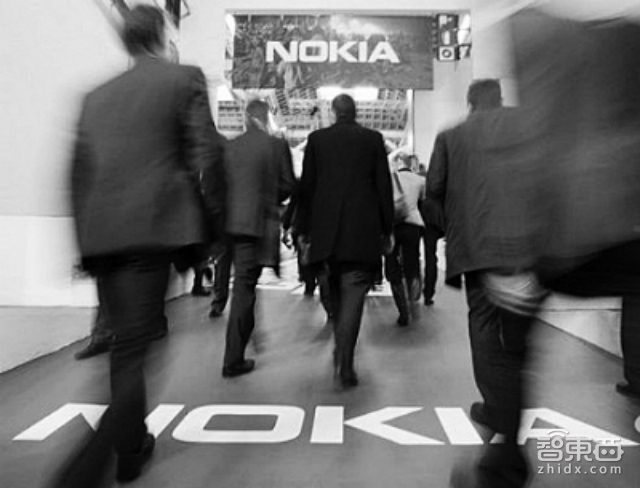 智东西晚报:华为P9发布推徕卡双镜头 中兴去年净利润32.1亿