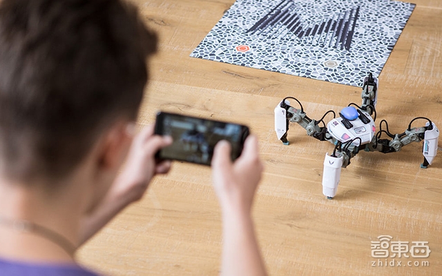 这家公司用机器人打架!竟获腾讯投资