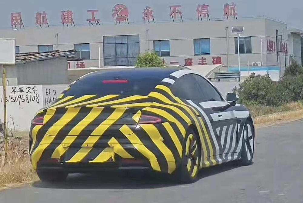 小米SU7加长版实车曝光!车长或达5米2,三款新车正在路上