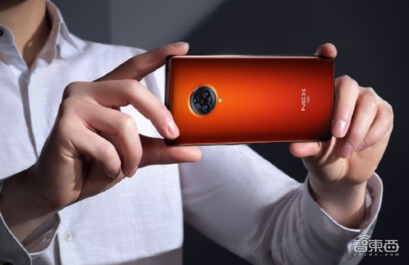 同样的骁龙865,vivo NEX 3S凭什么说自己“不一样”