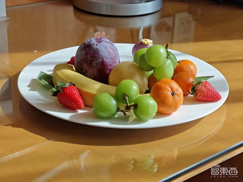 iQOO 12 Pro深度体验:PC级游戏体验成真,影像长焦出彩,AI大模型加持的小V很能干